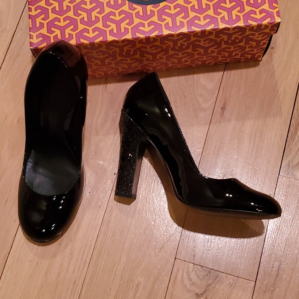 Tory Burch Black Patent Pump w/ Sparkle Heel-Sz 9